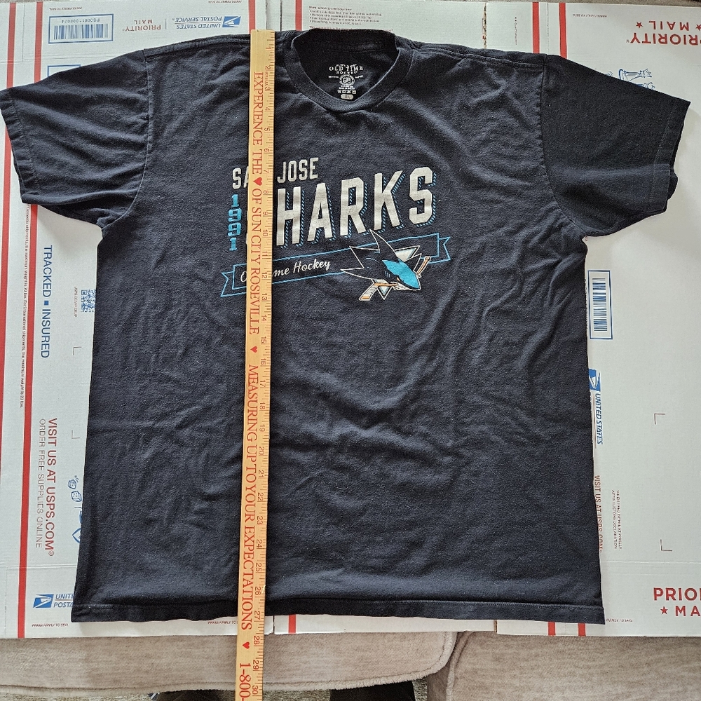 ❌️❌️SOLD❌️❌️San Jose Sharks Old Time Hockey Men’s XL Black T-Shirt - Picture 6 of 10
